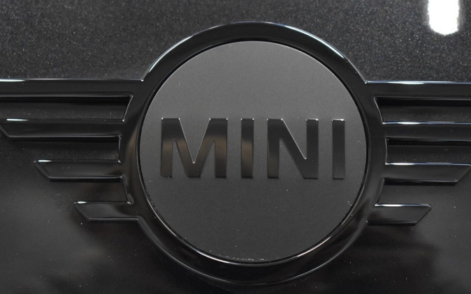 MINI Cooper S cena 169900 przebieg: 21090, rok produkcji 2023 z Trzebinia małe 781